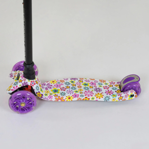 Детский трехколесный самокат пластиковый Best Scooter MAXI А 25528 / 779-1326