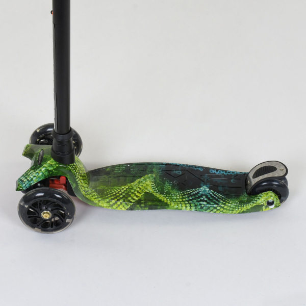 Детский пластиковый трехколесный самокат Best Scooter MAXI А 25462 / 779-1317