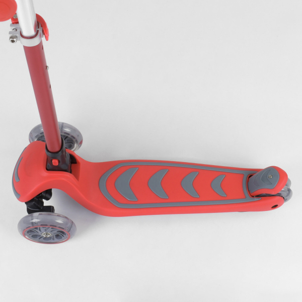 Дитячий триколісний самокат пластиковий Best Scooter 92606