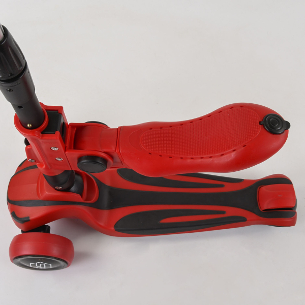 Детский трехколесный самокат с сидением Best Scooter ST-18003