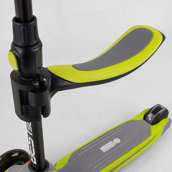Детский трехколесный самокат с сидением Best Scooter JS-20815