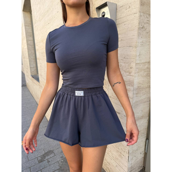 Жіночий літній костюм топ+шорти , в кольорі графіт 42-44