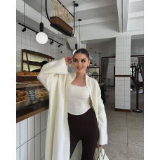 Жіночий кардиган максі довгий oversize трикотажний, в молочному кольорі 