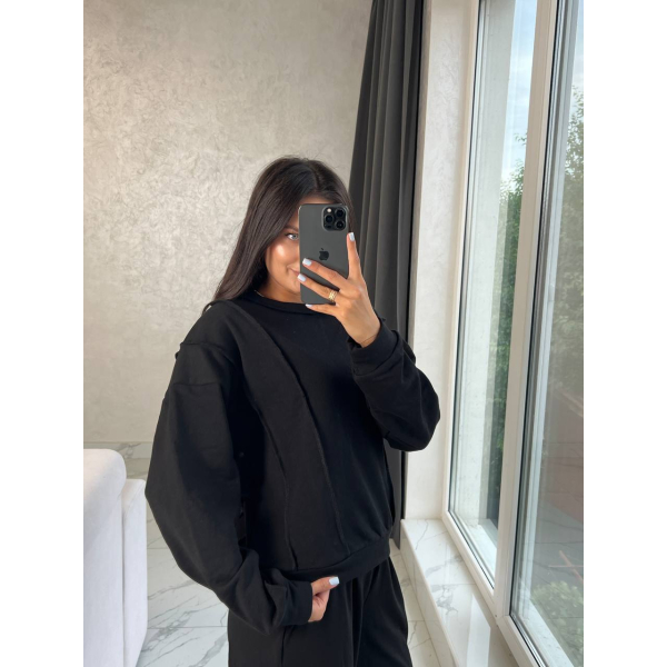Жіночий світшот oversize трикотажний, в чорному кольорі 42-46