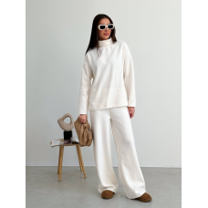 Жіночий теплий костюм светр + широкі штани, в білому кольорі 42-46