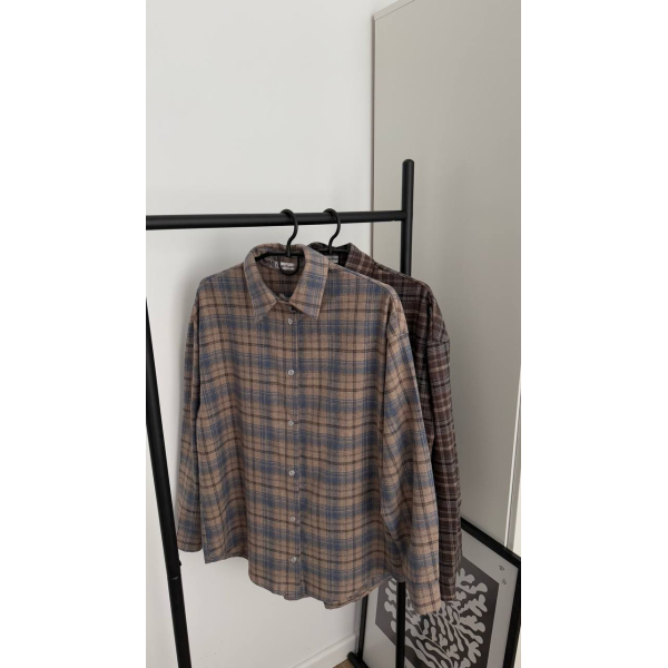 Жіноча сорочка в клітинку оверсайз, в бежево-блакитному кольорі  