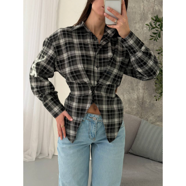 Жіноча сорочка в клітинку з плечиками oversize на ґудзиках, в чорному кольорі 46-48