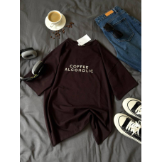 Жіноча оверсайз футболка з вишивкою COFFEE ALCOHOLIC, колір шоколад S/L