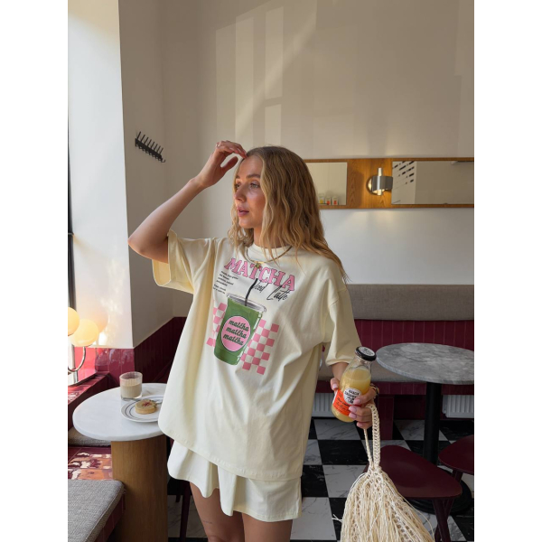 Жіночий костюм oversize з турецького куліру з принтом MATCHA, колір лимонний 46-48